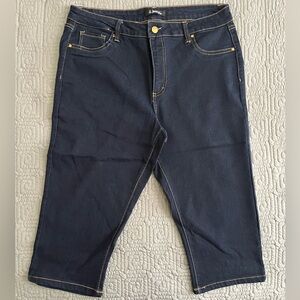 d. jeans Dark Blue Capri Jeans